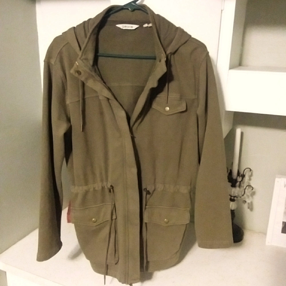 ORVIS jacket  100% cotton. Machine wash. Size meduim.